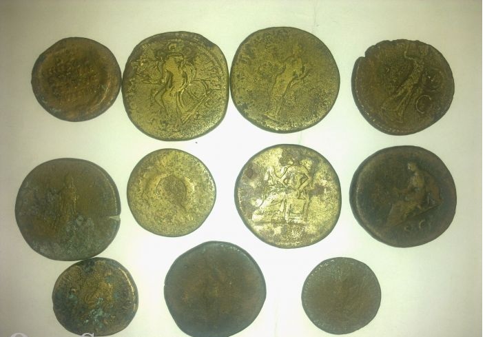 Unknow-Roman-Coin-Collections-.-Need-Some-Help